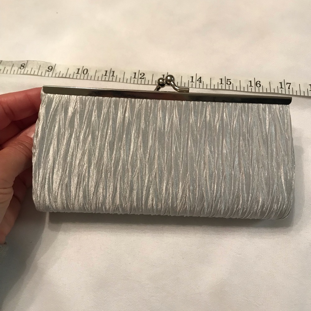 Clutch bag